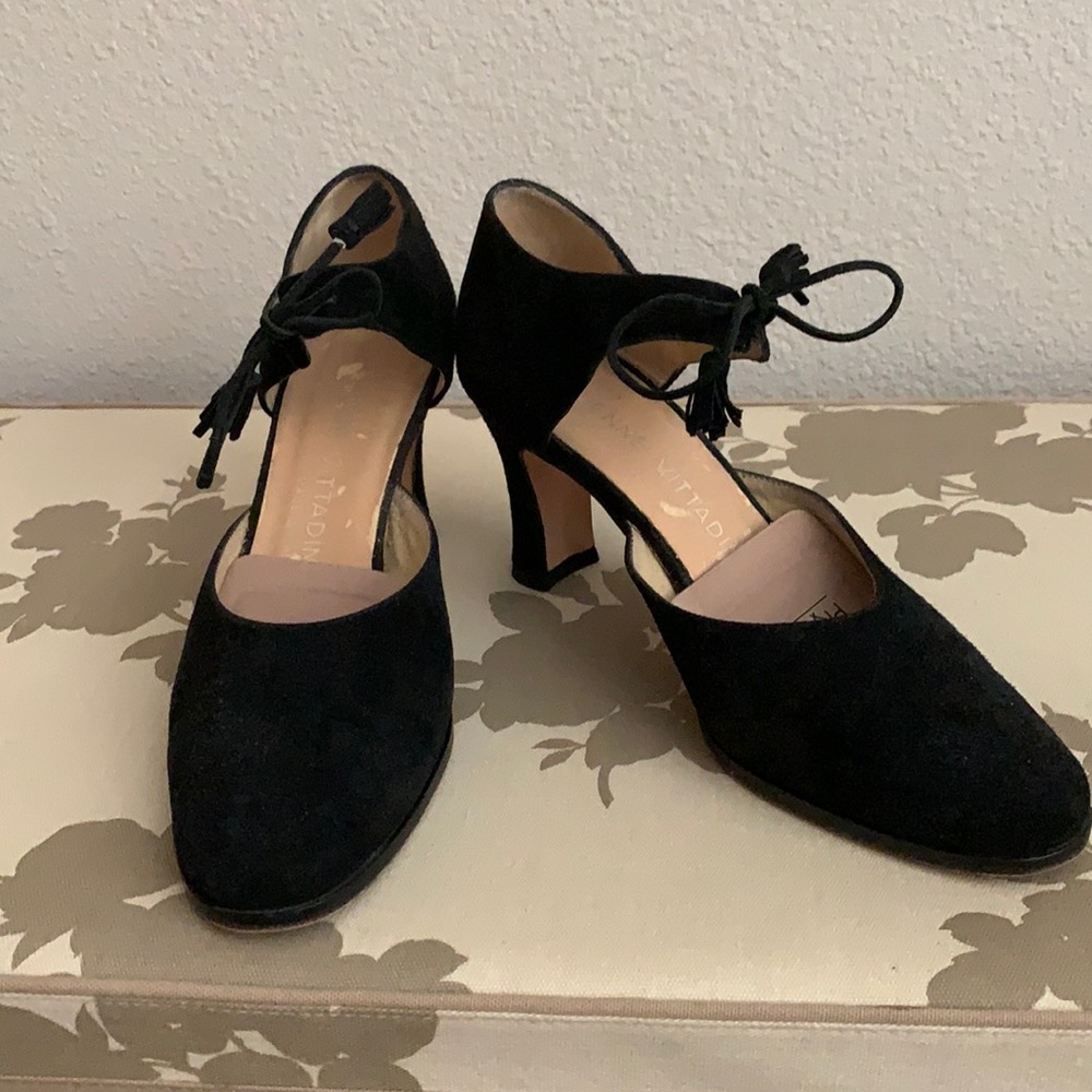 Adrienne Vittadini Black Suede Heels